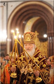 Патриарх Кирилл в Храме Христа Спасителя в день святой великомученицы Варвары, 17.12.2011